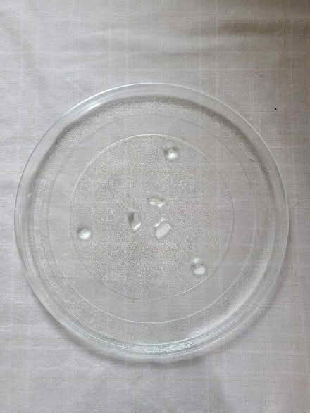 Photo of free Microwave Plate (Nottingham NG8) #1