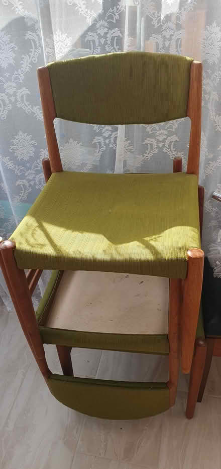 Photo of free Set of 4 dining chairs (Tottenham N17) #1