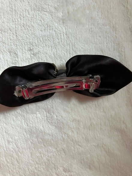 Photo of free UNUSED hair clip (SW8 Wandsworth Road) #2