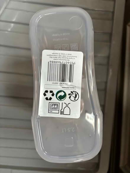 Photo of free Yellow Plastic 2.5 litre food dispenser (Castle, CW8) #3
