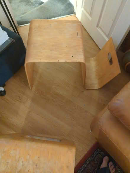 Photo of free Wooden table/ magazine rack (BS5) #1