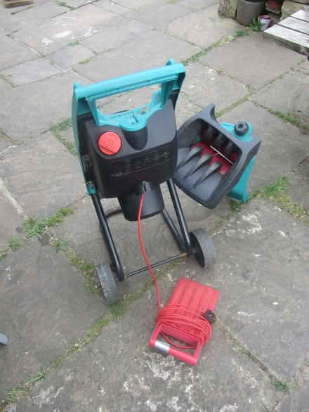 Photo of free bosch garden shredder (Stannington S6) #2