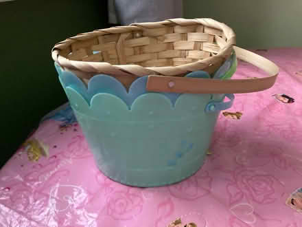 Photo of free Easter baskets (Burnage M19) #1