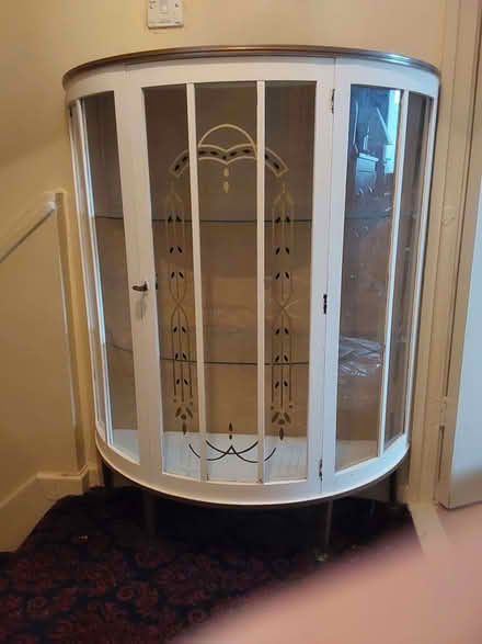 Photo of free 1950s/60s display cabinet (Wybourn S2) #1