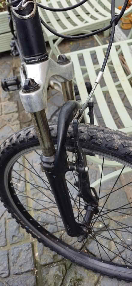 Photo of free Giant Mountain Bike (Wimborne BH21) #3
