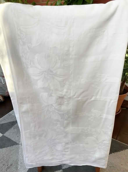 Photo of free Damask table cloth (Letchworth, SG6) #1