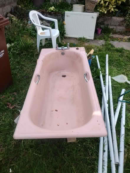 Photo of free Pink cast iron bath (Holywell) #2