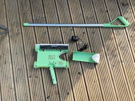 Photo of free G Tech Rechargeable electric broom Model SW19 (Crown Wood RG12) #2