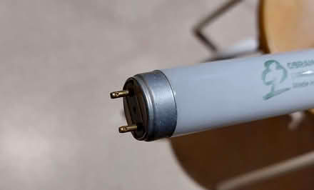 Photo of free Fluorescent Tube, 5 ft - used (Six Ways AL8) #2
