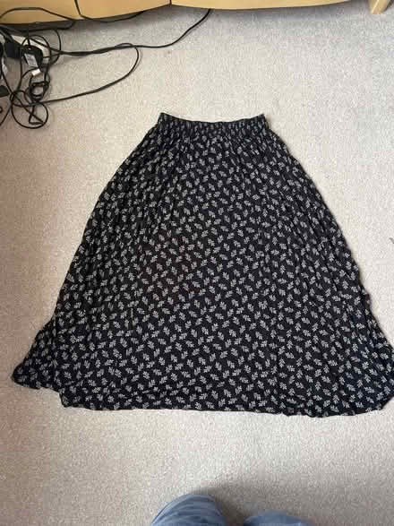 Photo of free midi skirt (SK1, central stockport) #1