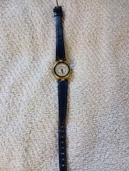 Photo of free Small wristwatch (Yonge/Sheppard) #1