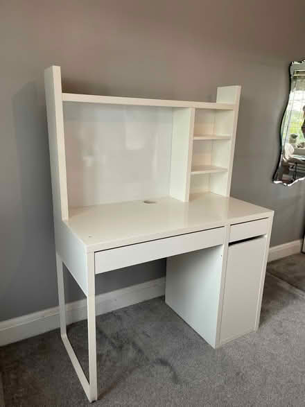 Photo of free White IKEA desk (Orpington, BR6) #2