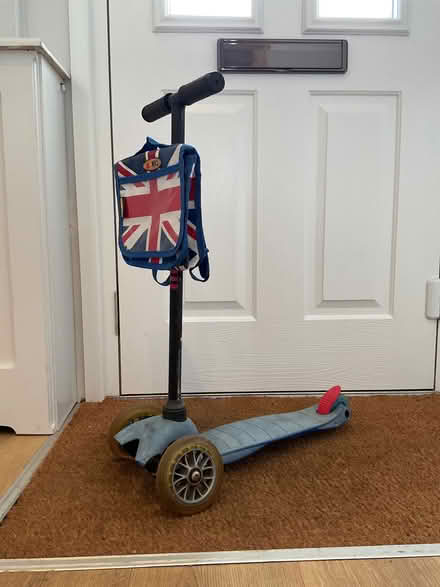 Photo of free Micro 3 wheeled Scooter (Churchgate EN8) #1