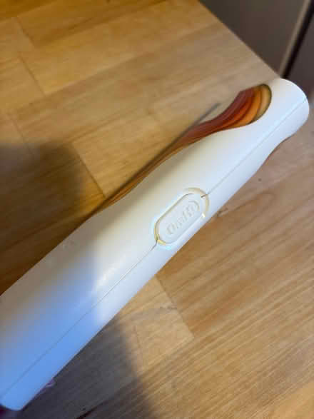 Photo of free oral b toothbrush case (Peckham Rye) #2
