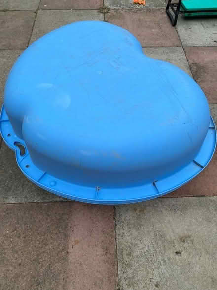 Photo of free Childrens sand pit or small pool for younger children (Southborough TN4) #2