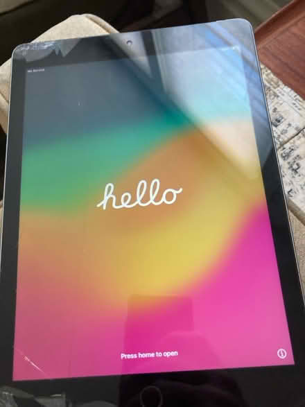 Photo of free 6th generation iPad (K1Y) #1