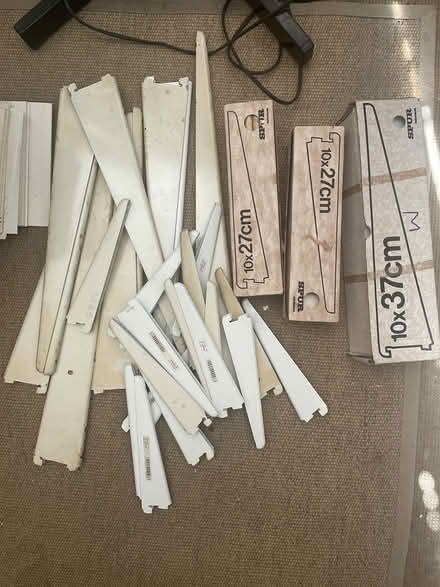 Photo of free Shelving Spurs (Islington N1) #1