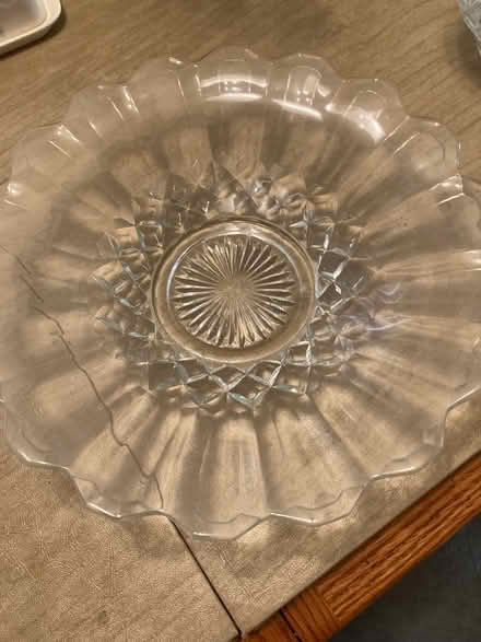 Photo of free Crystal/ glass items (Blue Island) #3