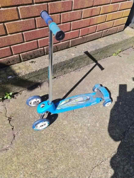 Photo of free 4 wheel scooter (NG15) #2