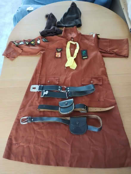 Photo of free Brownie uniform from 1978 (Amersham HP7) #1