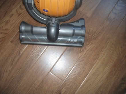 Photo of DC24 brush head (Brafield-on-the-Green) #1