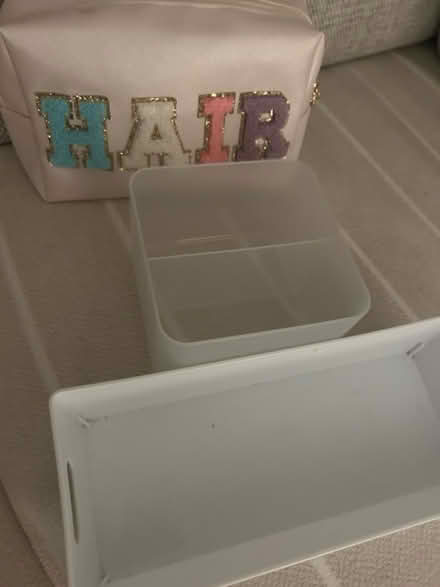 Photo of free Girls bedroom bits (Dunstable) #2