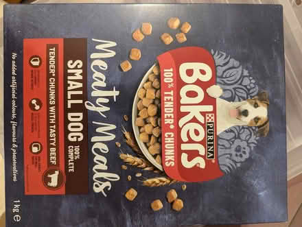 Photo of free Dog food and puppy food can (SE16) #2