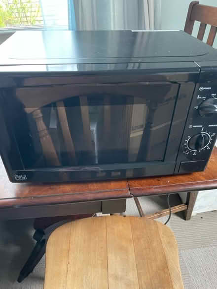 Photo of free Microwave (Tottenham N17) #1