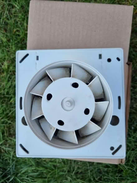 Photo of free Manrose 100mm extractor fan (Salph End MK41) #2