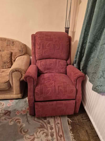 Photo of free An electric reclining chair (Finchley N3) #4