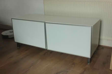 Photo of free White TV bench (SE4) #1