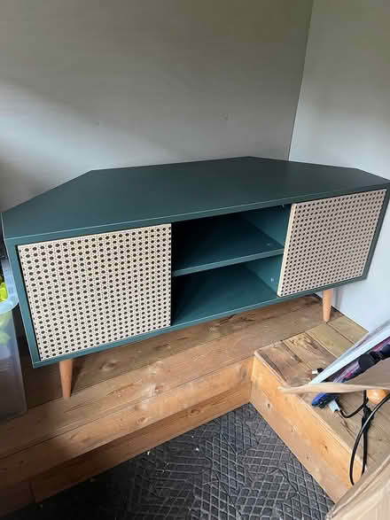 Photo of free Corner tv unit (Dn227xf) #1