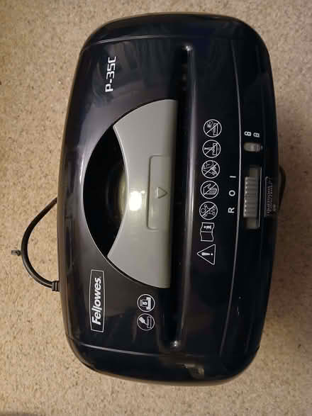 Photo of free paper shredder (Palmer Park RG1) #1