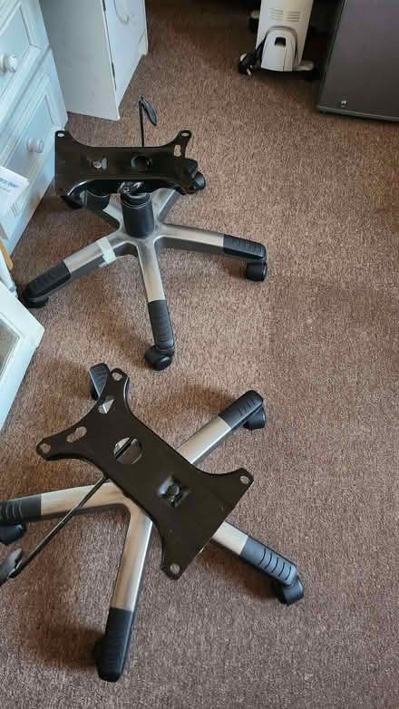 Photo of free 2 Office chairs (Yeading UB4) #3