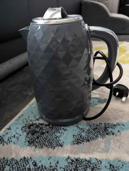 Photo of free Grey kettle (Chessington KT9) #1