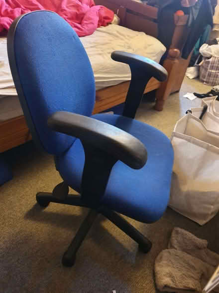 Photo of free Blue office chair (Oxford-Freegle CGA OX4) #2