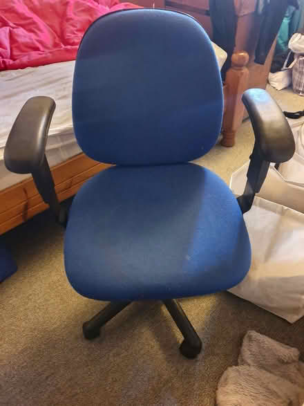 Photo of free Blue office chair (Oxford-Freegle CGA OX4) #1