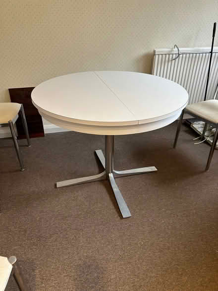 Photo of free Kitchen table (Bramhall SK7) #2