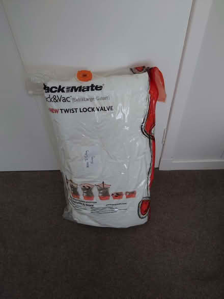 Photo of free Ikea king-size duvet (10.5 tog) (Clerwood EH12) #4