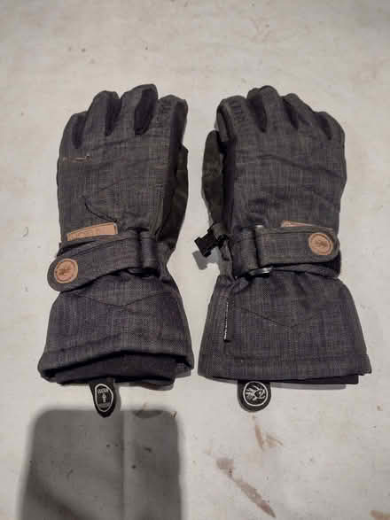 Photo of free Winter Gloves (Drayton Parslow MK17) #1