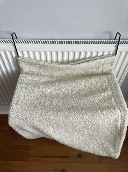 Photo of free Cat bed for radiator (Cotteridge B30) #1