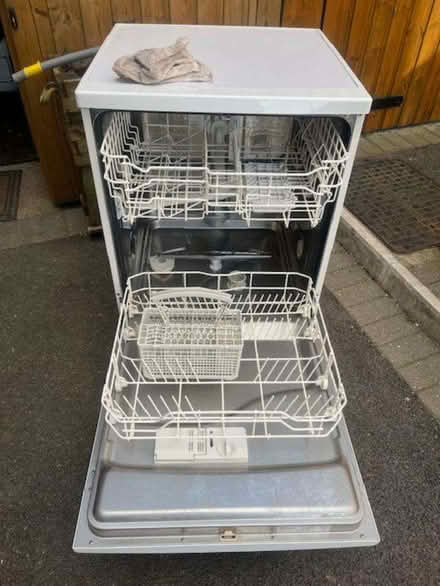 Photo of free Dishwasher (CT16) #1