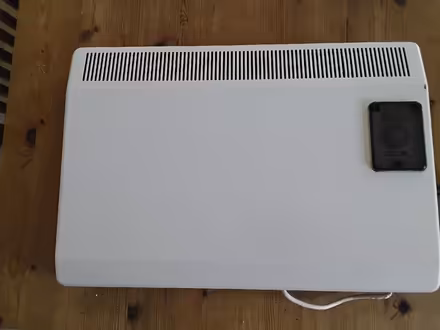 Photo of free 1.25kW Electric Radiator (Welwyn AL6) #1