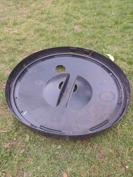 Photo of free Water butt stand and lid (Normandy, GU3) #2