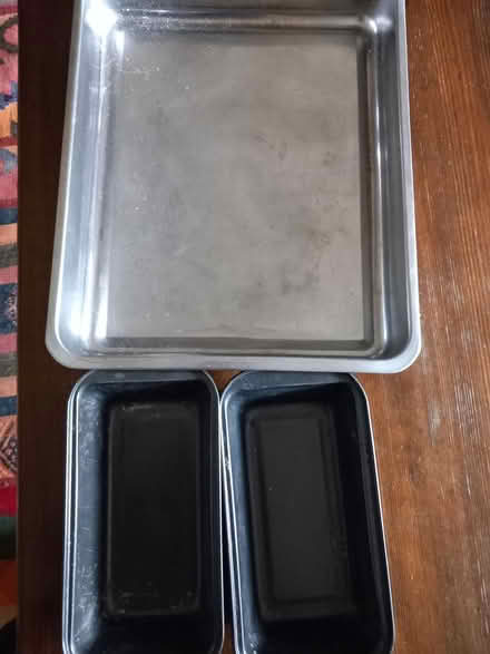 Photo of free Oven tray and baking tins (Dublin 6) #1