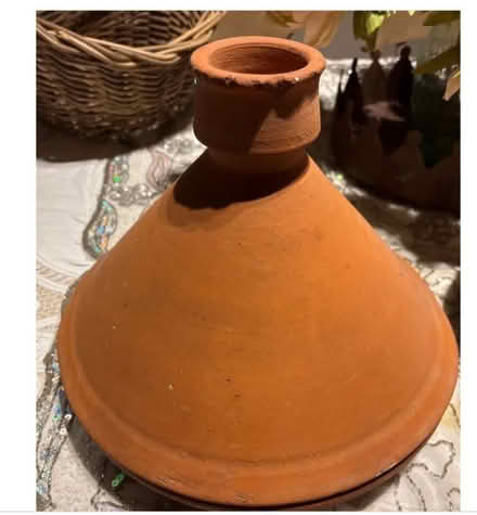 Photo of free Large terracotta tagine (SY1) #1