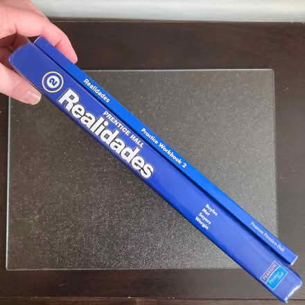 Photo of free Spanish language books (Bronx) #2