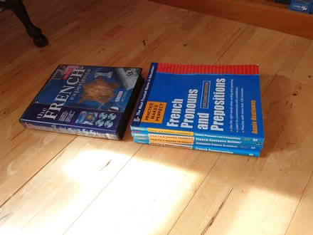 Photo of free BBC French DVD set + 4 volumes McGraw Hill learning French (Bear Flat) #1