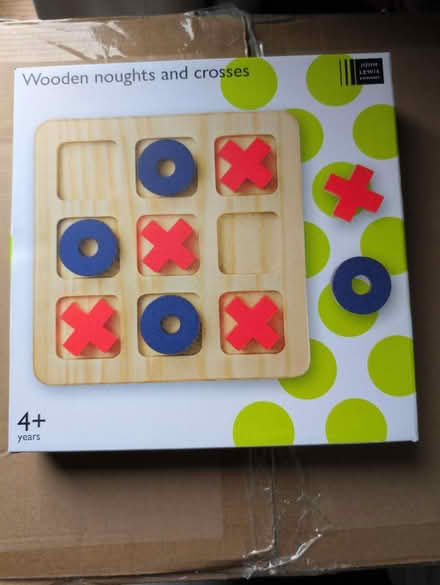 Photo of free Noughts and crosses game (Tanner St, SE1) #1