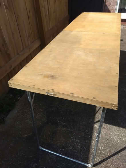 Photo of free Foldable pasting table (Bricknell HU5) #2